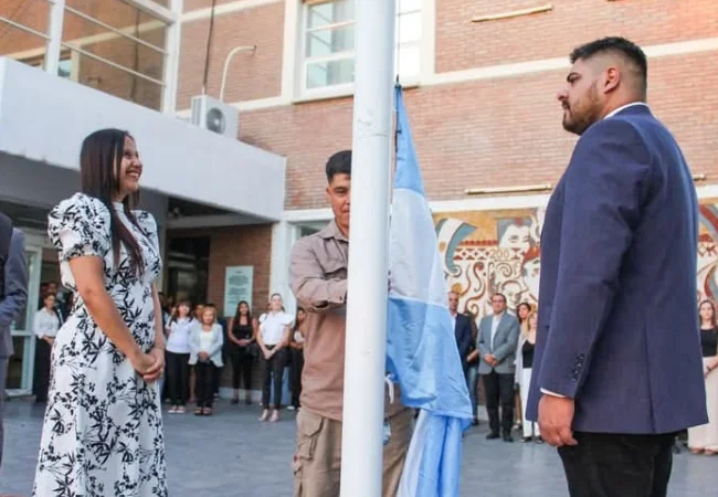 La UNLaR da inicio a un nuevo ciclo académico con innovaciones en su oferta educativa.