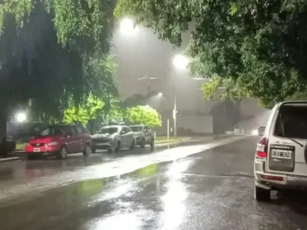 Lluvias y vientos amenazan actividades en La Rioja: precauciones necesarias este fin de semana