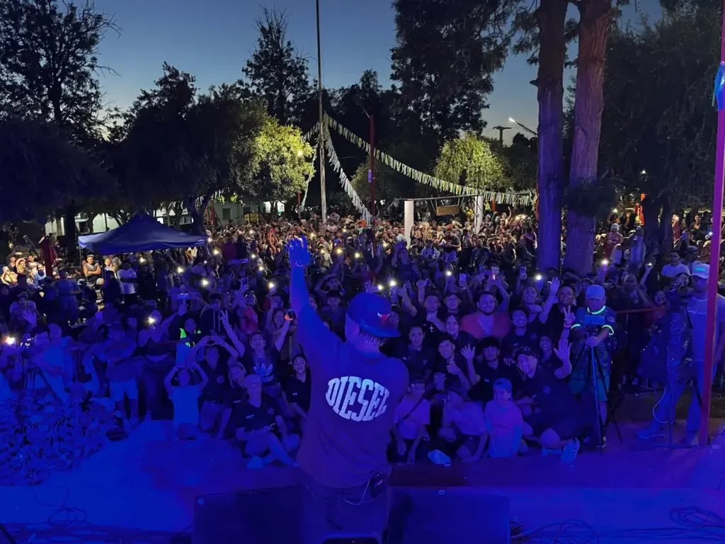 Los Molinos se viste de fiesta: todo listo para el 42° Carnaval de la Plaza