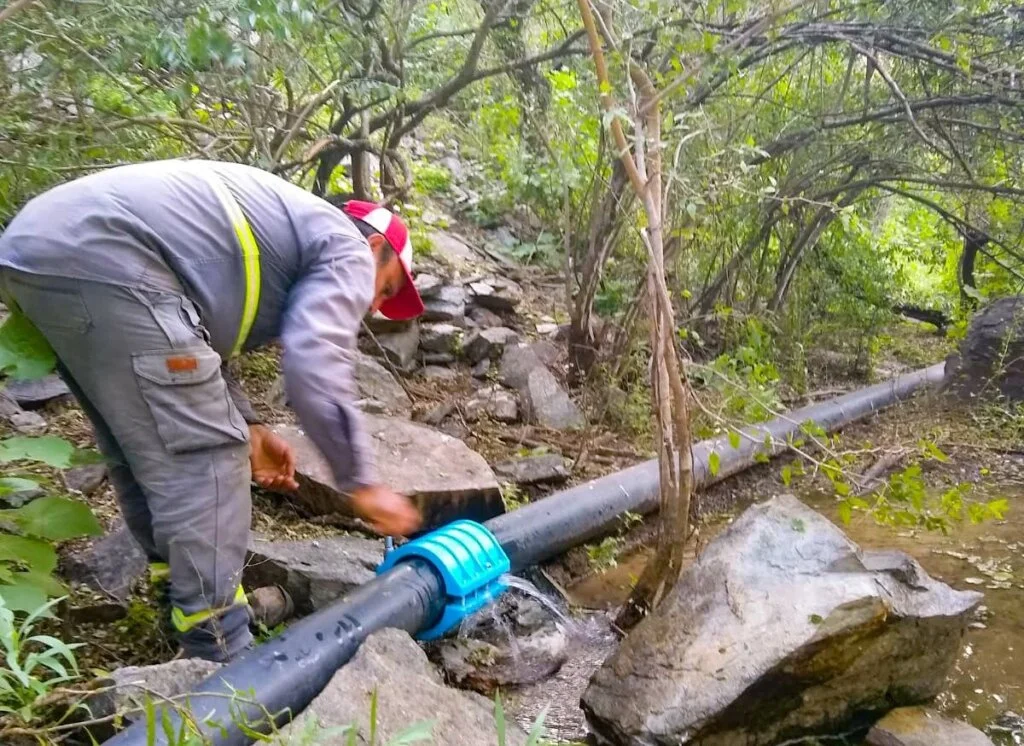 Mantenimiento del sistema de agua en General Belgrano beneficiará a 300 familias