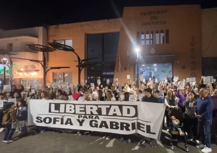 Marcha en La Rioja exige justicia por el crimen de Ilda Goyochea y libertad para los acusados