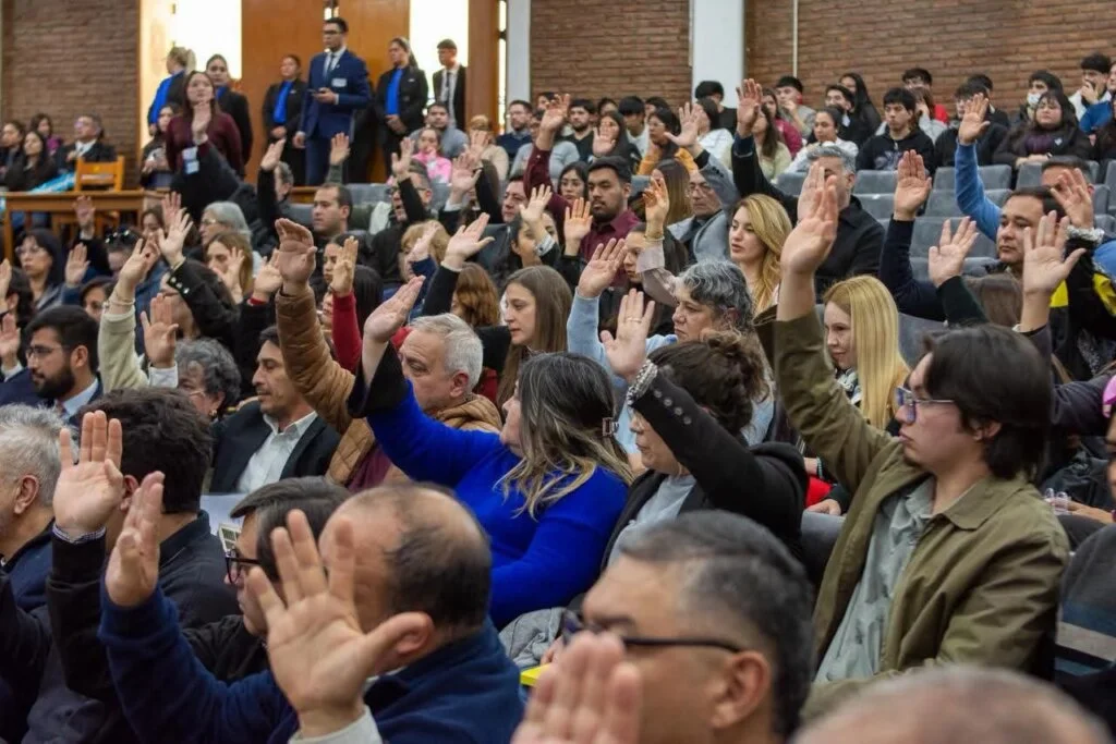 Mercedes Cáceres alerta sobre implicancias políticas de la reforma en el estatuto de la UNLaR