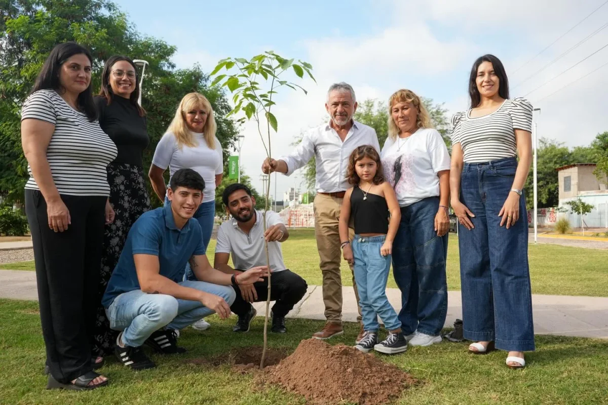 Molina reestructura su gabinete en busca de una gestión más eficiente en la municipalidad