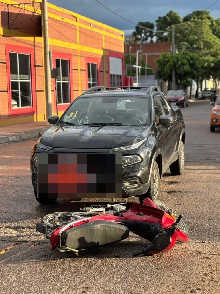 Motociclista grave tras choque en Artigas y Pringles: vecinos piden mayor seguridad vial
