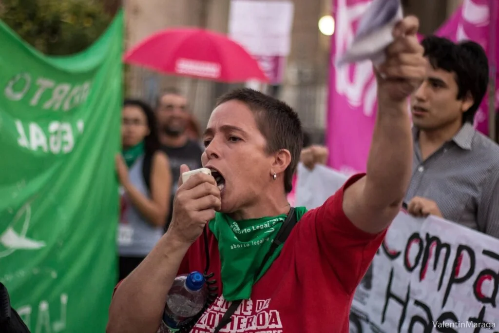 Movilización en La Rioja: vecinos marchan contra el ajuste del Gobierno nacional este sábado 19