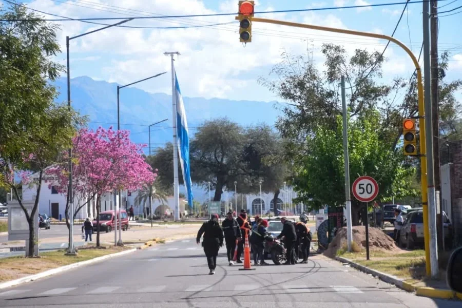 Multas de hasta $213.900 en La Rioja por violar semáforos en rojo