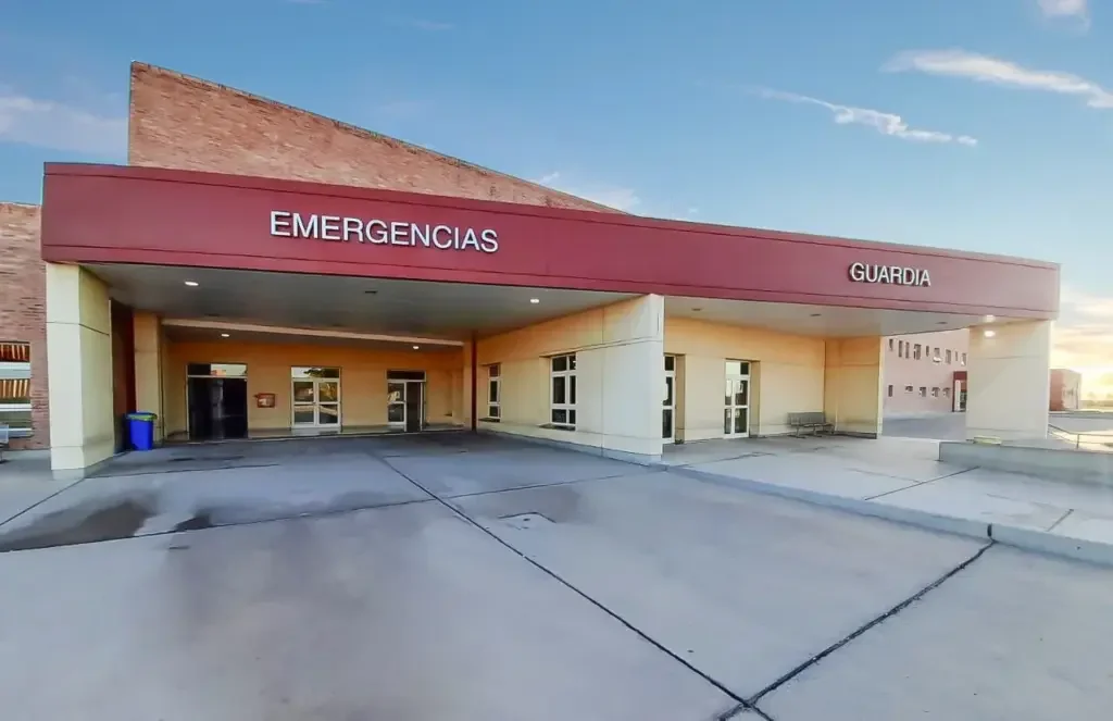 Niña de La Rioja se recupera en la Capital tras accidente con aire comprimido
