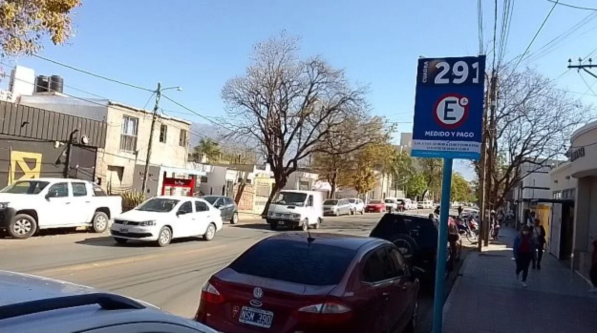 Nuevas restricciones de estacionamiento complican la movilidad en La Rioja