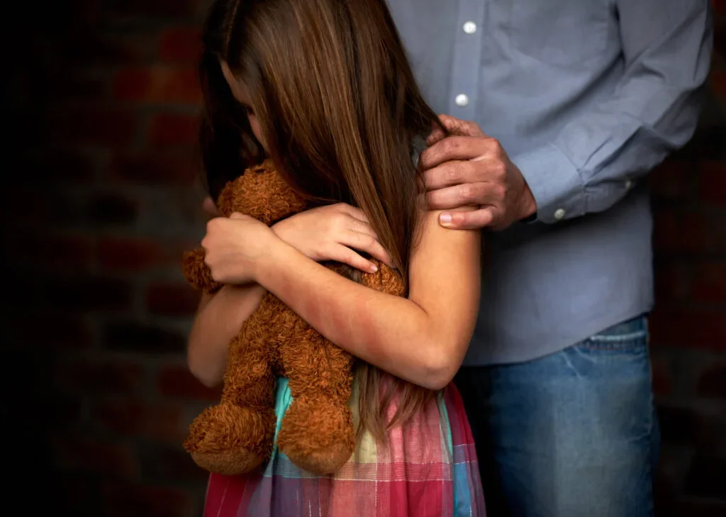 Padre condenado a 18 años de prisión por abuso sexual en Chamical: justicia para las víctimas