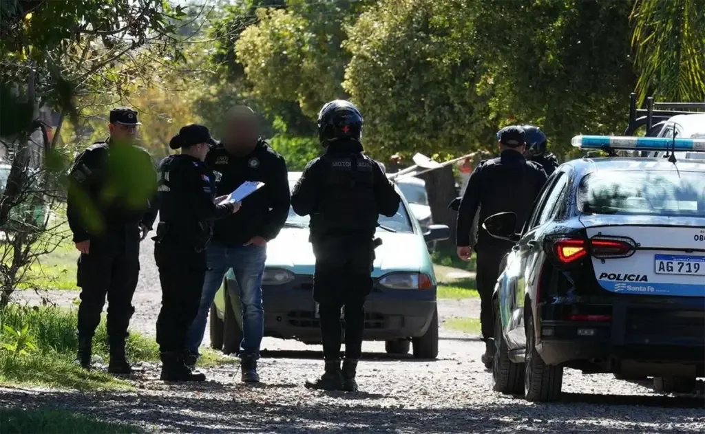 Padre condenado a pagar $6 millones tras amenazar con un tiroteo escolar en Santa Fe