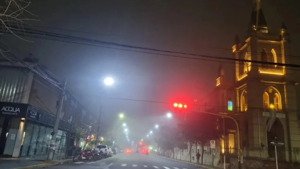 Precauciones necesarias: condiciones climáticas adversas afectan la circulación en La Rioja hoy
