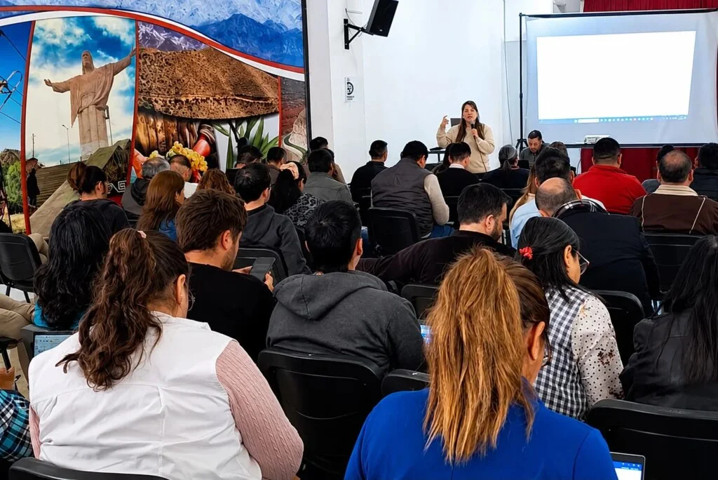 Propuesta de seguimiento educativo para estudiantes secundarios en La Rioja