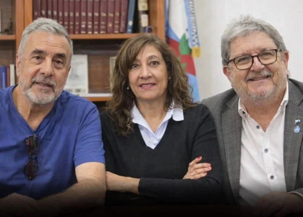 Quintela reestructura su gabinete: entran tres nuevos secretarios en la provincia