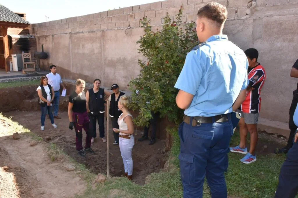 Restos óseos hallados en el barrio 13 de Enero generan alarma en la comunidad