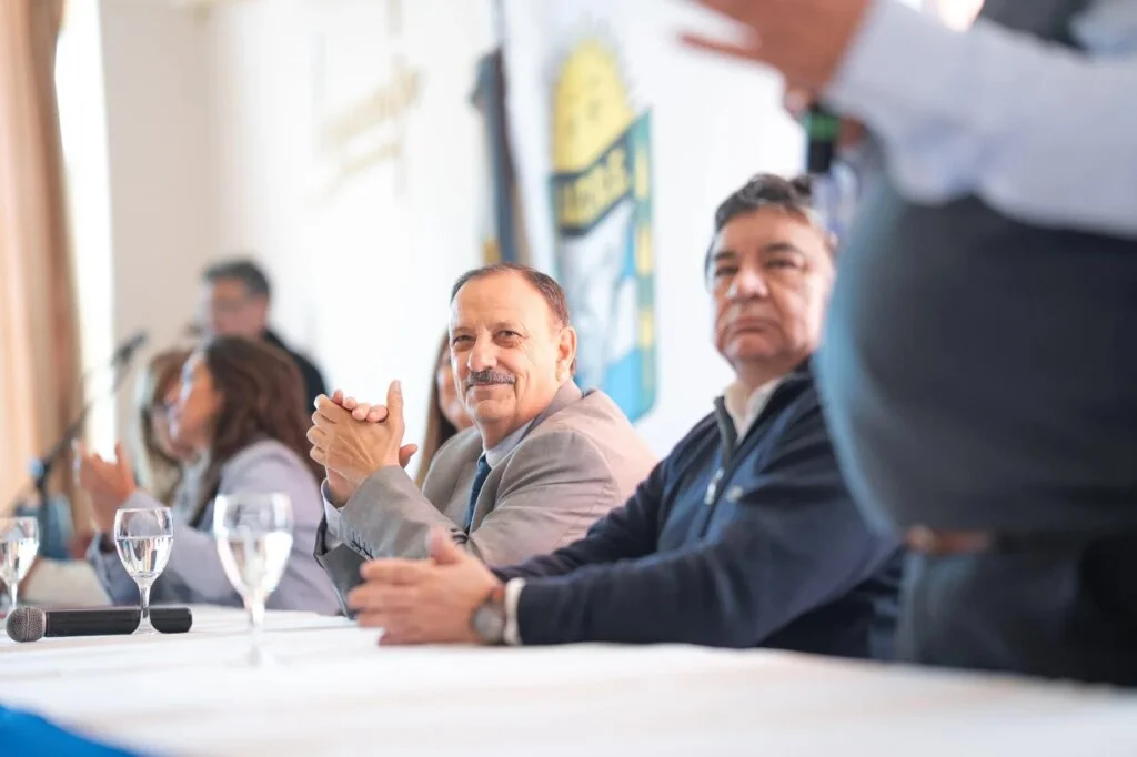 Reunión clave para mejorar derechos de trabajadores rurales en La Rioja
