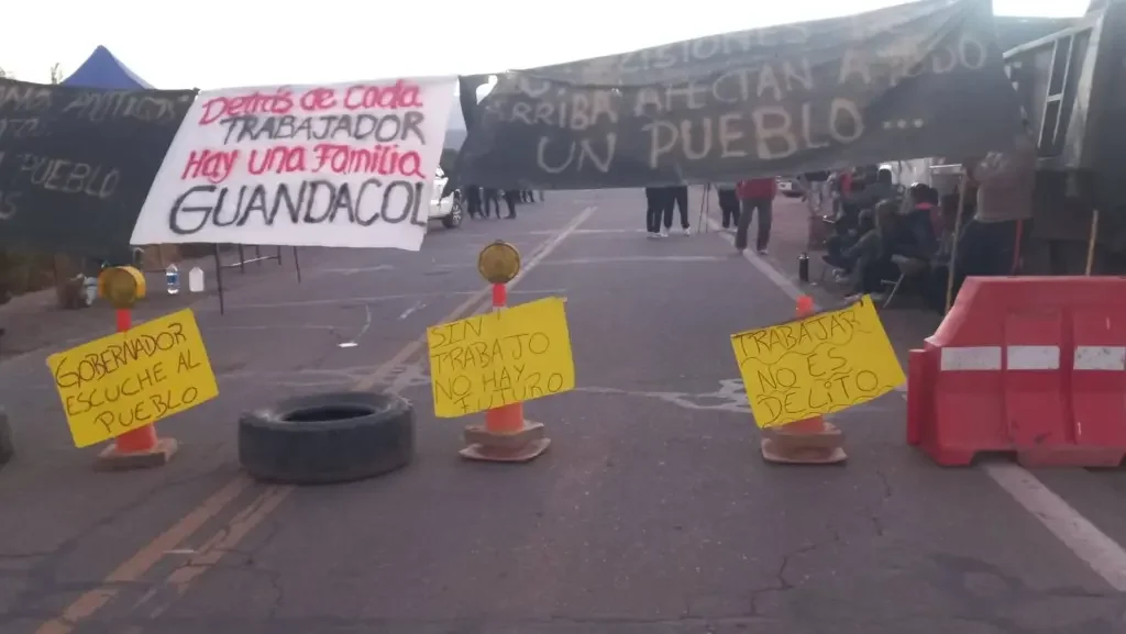 Ruta N40 cortada en Guandacol: vecinos preocupados por la falta de diálogo con autoridades