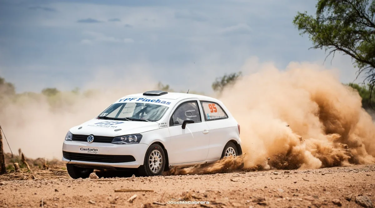 Sufán lidera la primera etapa del Rally en Chamical con gran desempeño