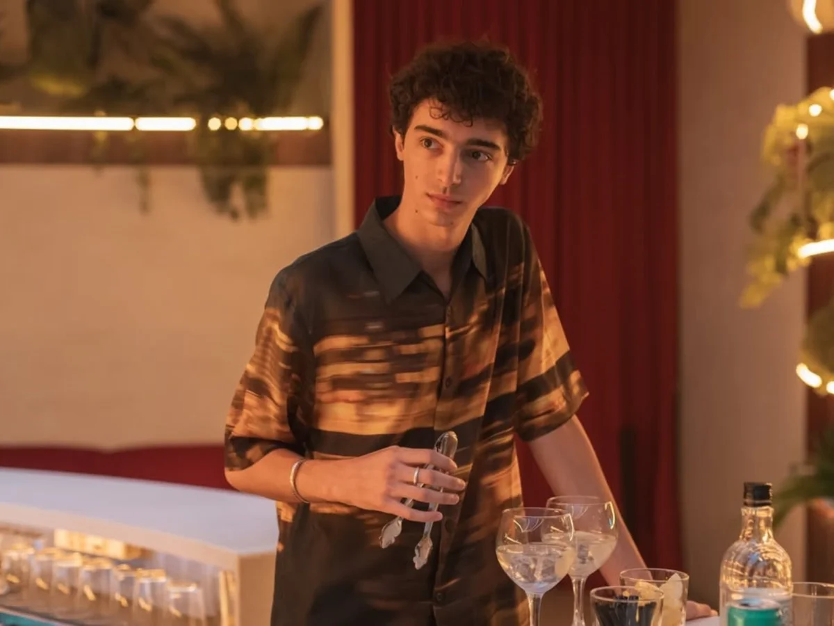 Un argentino conquista España: de "La Sociedad de la Nieve" al drama juvenil de Netflix