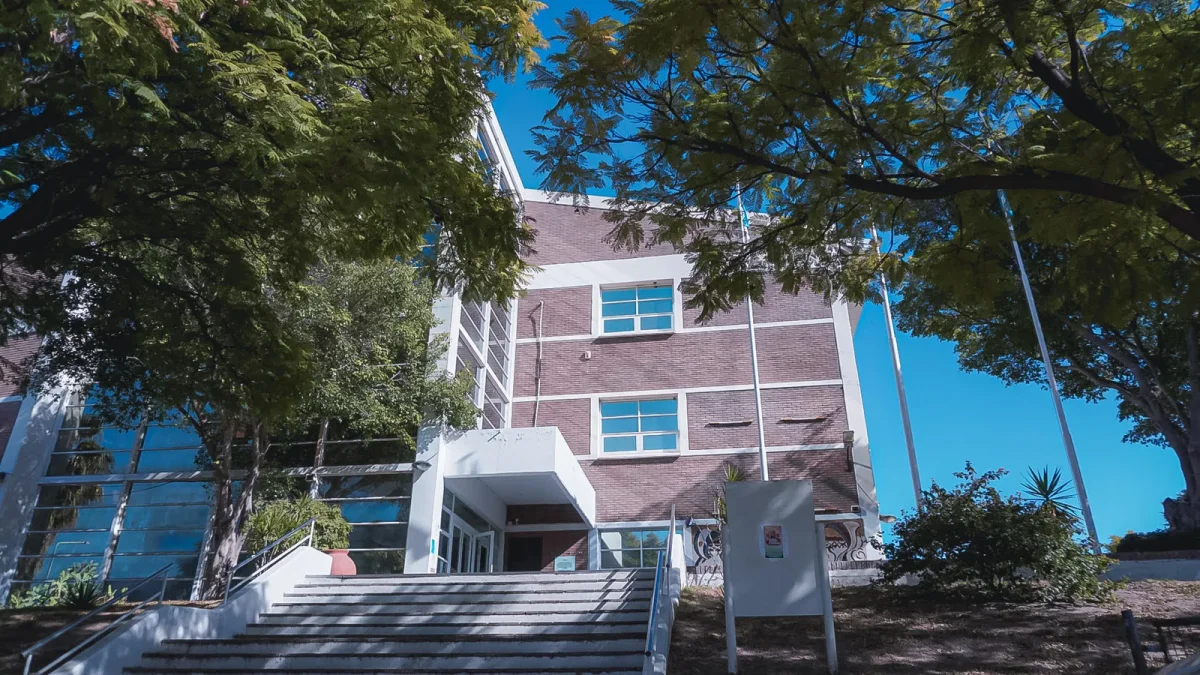 UNLaR confirma que no habrá arancelamiento y detalla la nueva tarifa para servicios