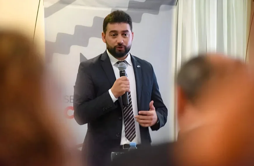 Zárate denuncia la impunidad de los prestamistas en La Rioja tras archivo de causas judiciales